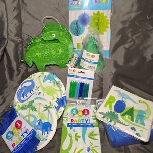 Dinosaur Party Supplies Set - Green and Blue
